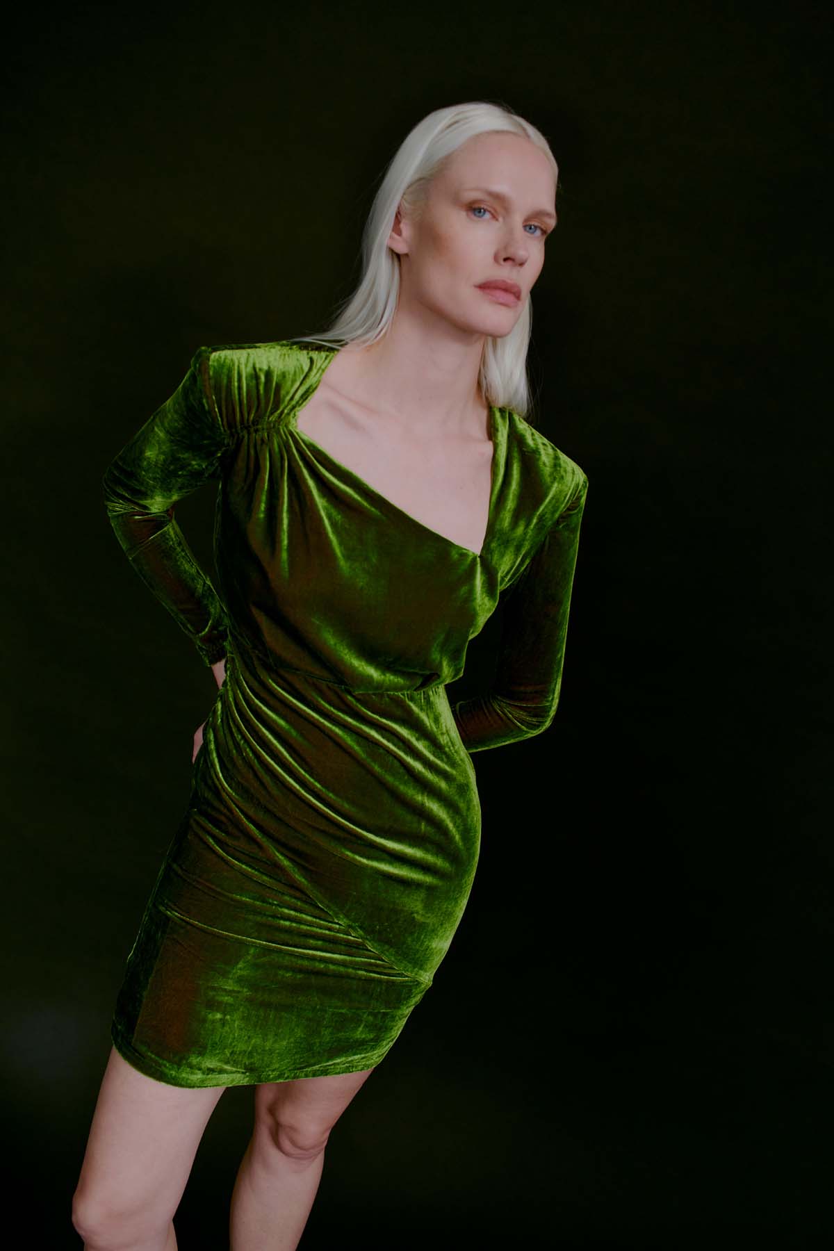 Velvet Short Dress - Image 4
