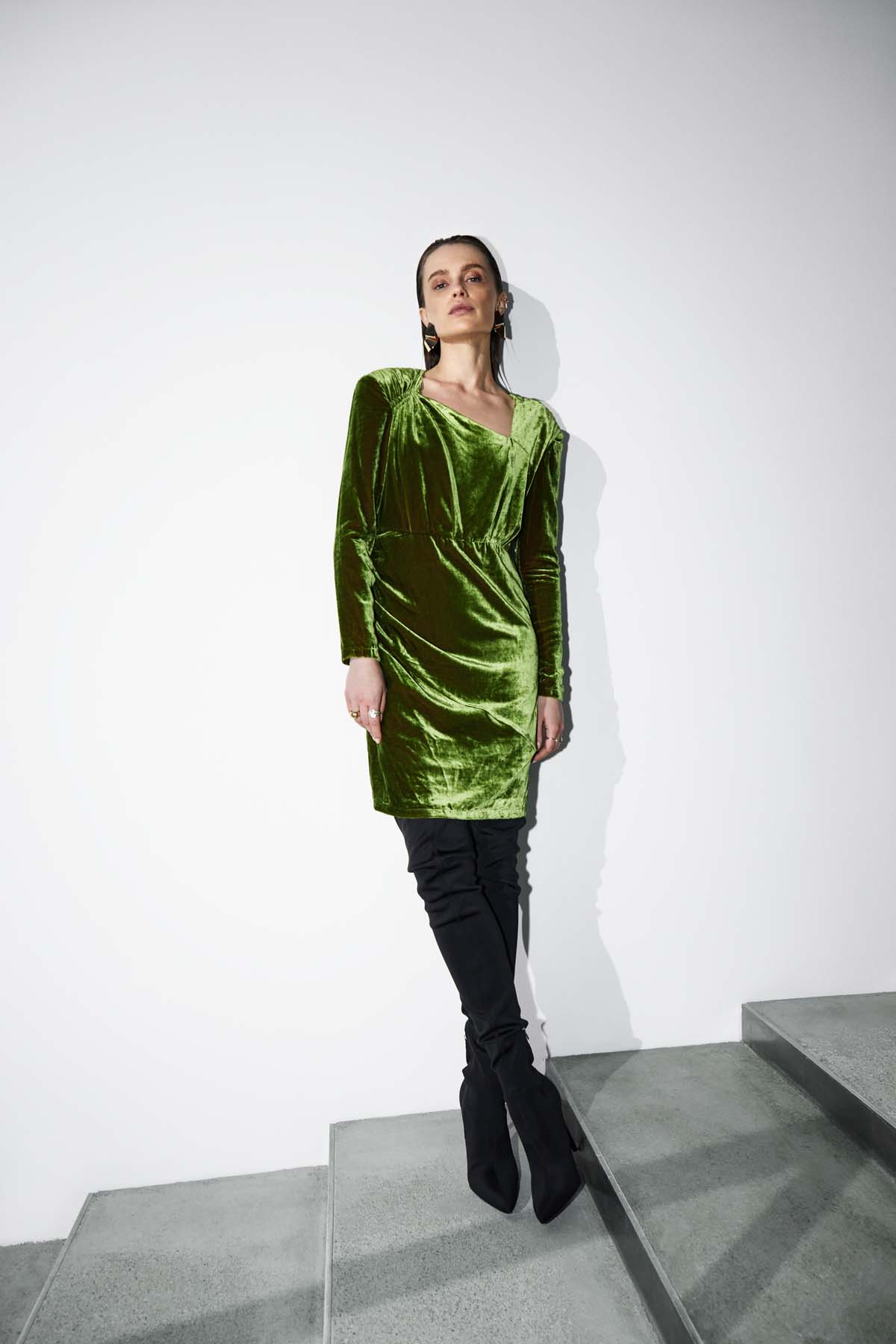 Velvet Short Dress - Image 3