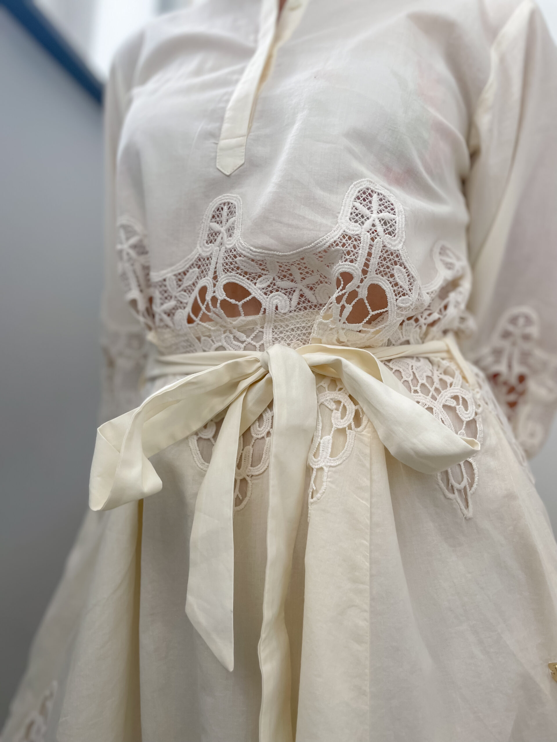 Bolzano dress pearl - Image 5