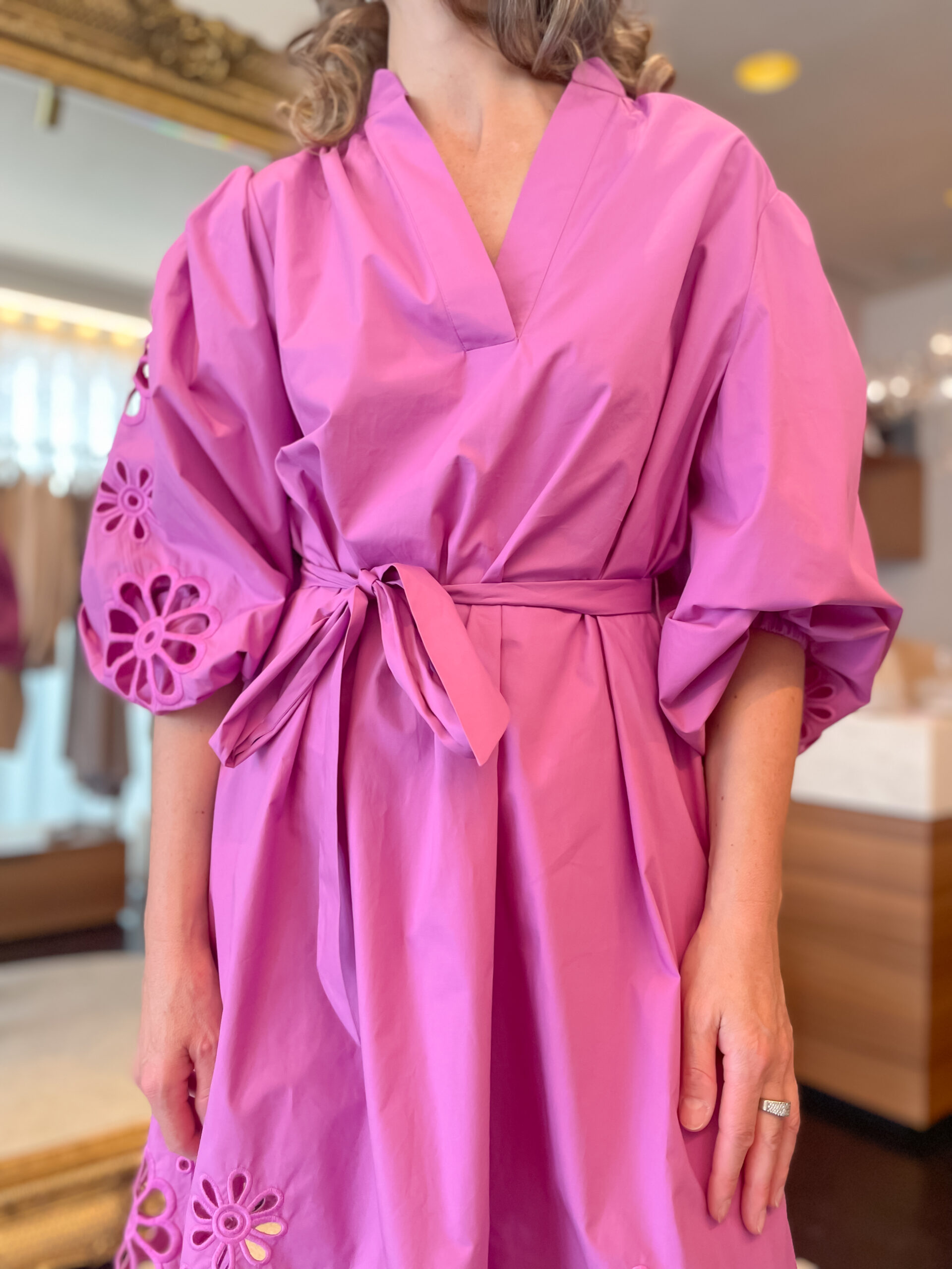 Diviana dress fucsia - Image 4