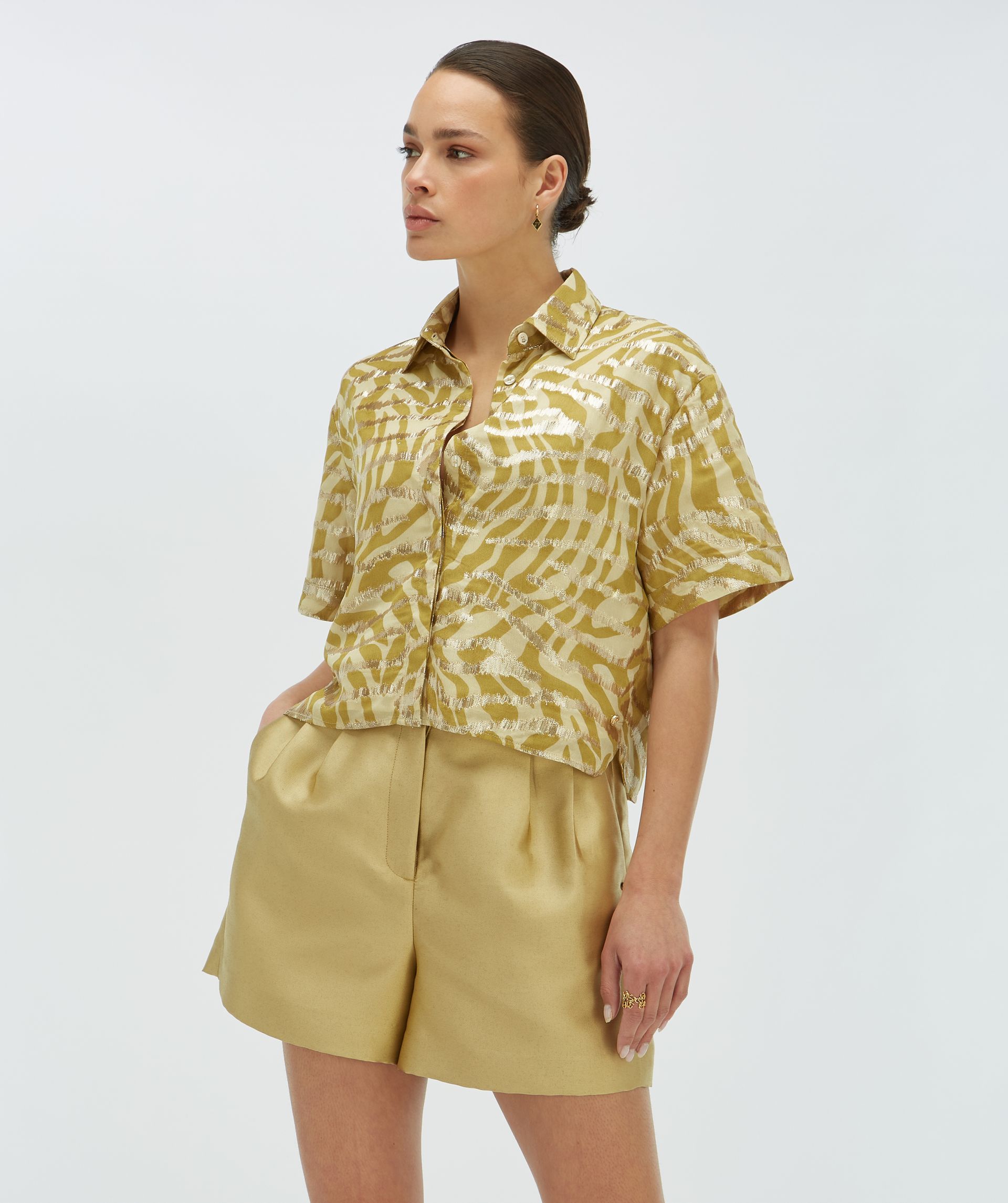 Paige short dull gold - Image 3