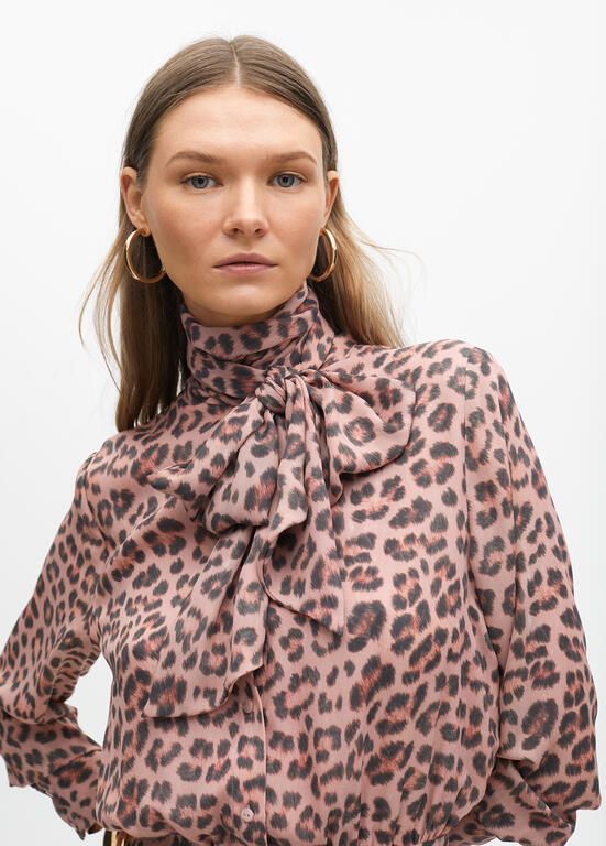 Animal print shirt with a tie Rosa - Image 4