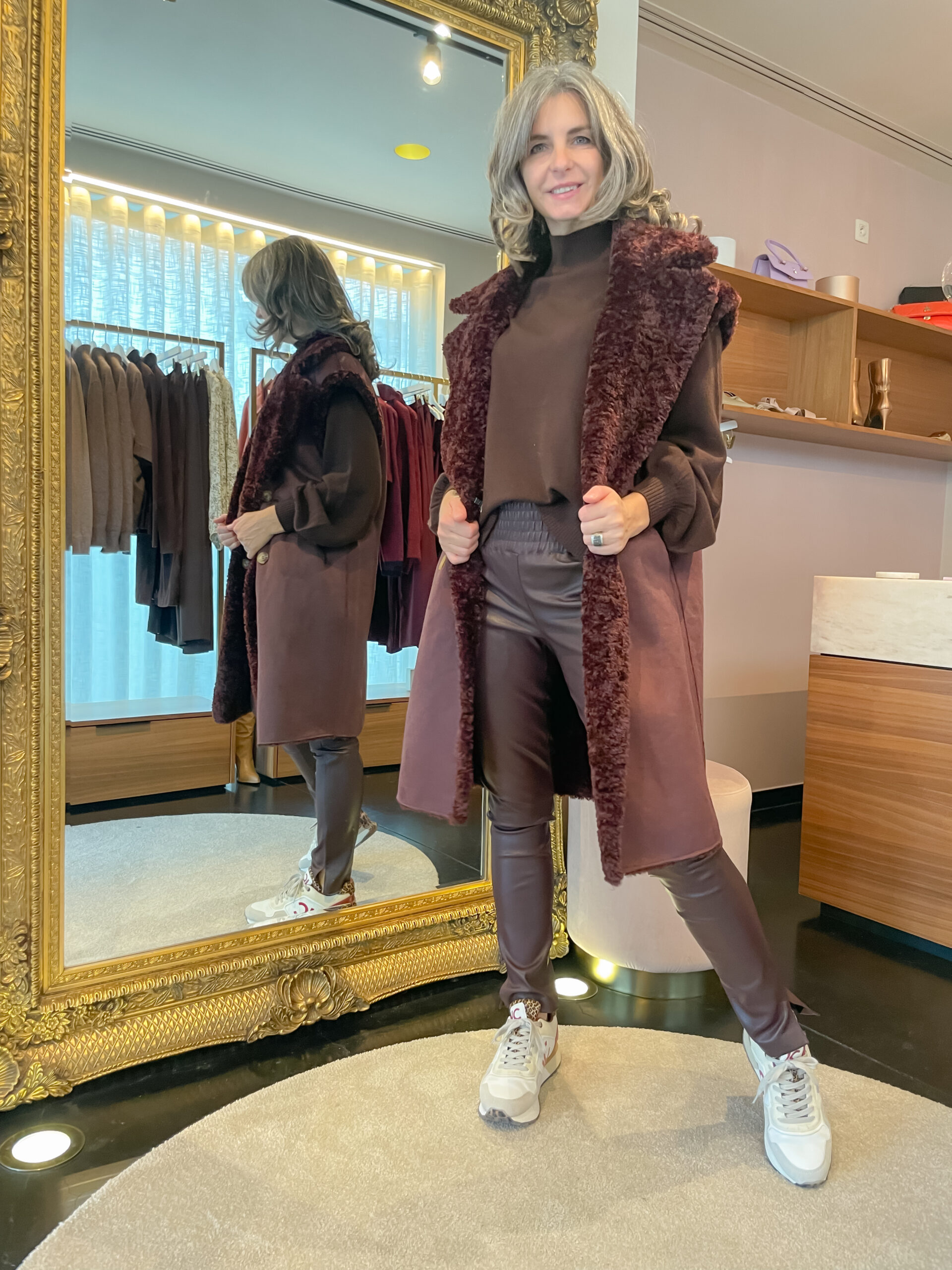 Chella gilet burgundy - Image 6