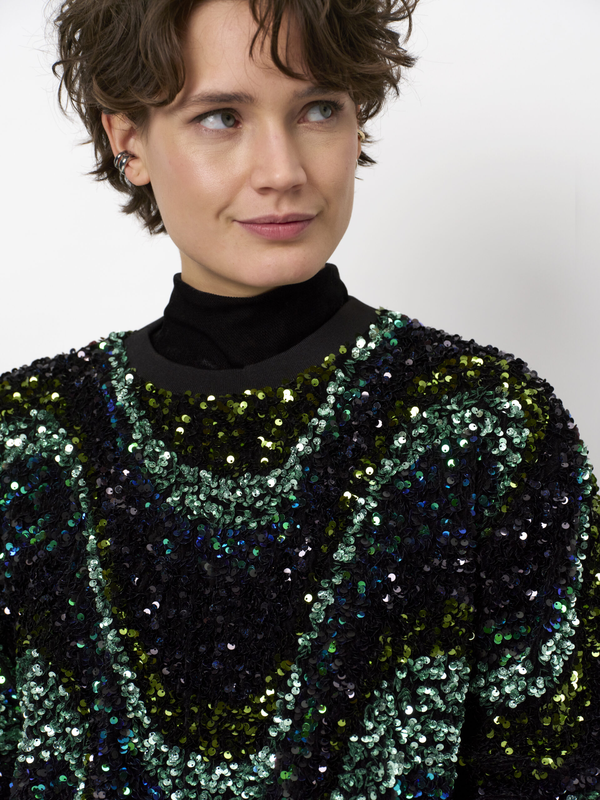 Lizz sequin sweater bottle green - Image 2