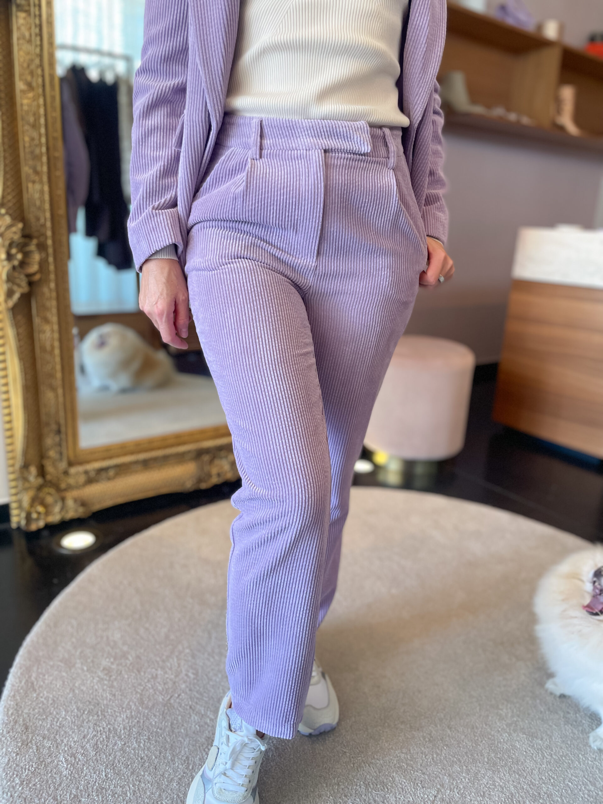 Pantaloni Vell lila