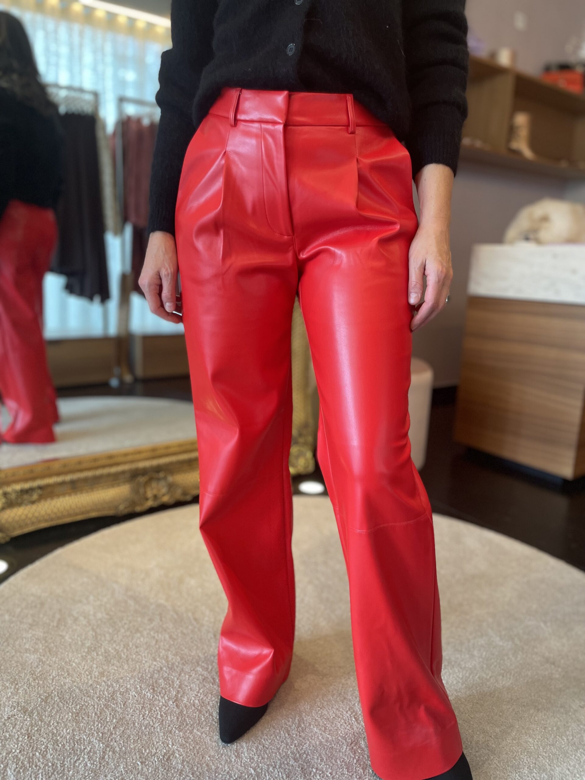 Jules faux fur leather pants red - Image 4