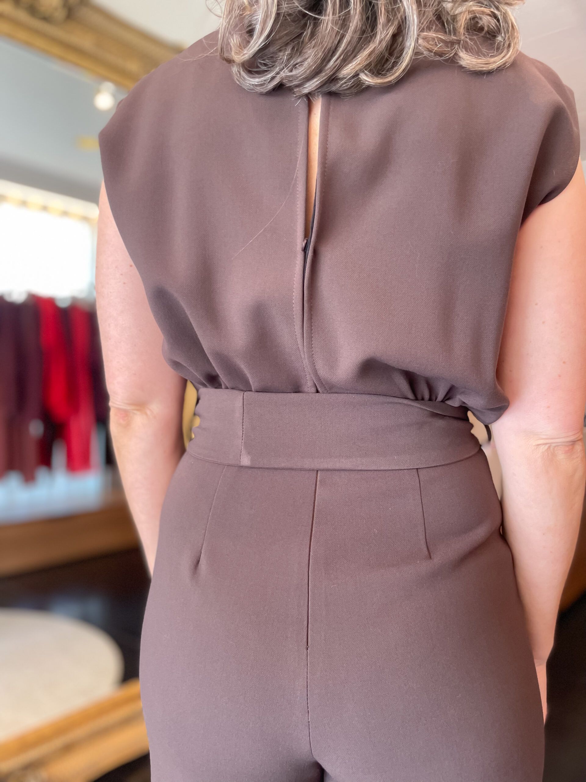 Sleeveless jumpsuit with belt coffee - Image 4