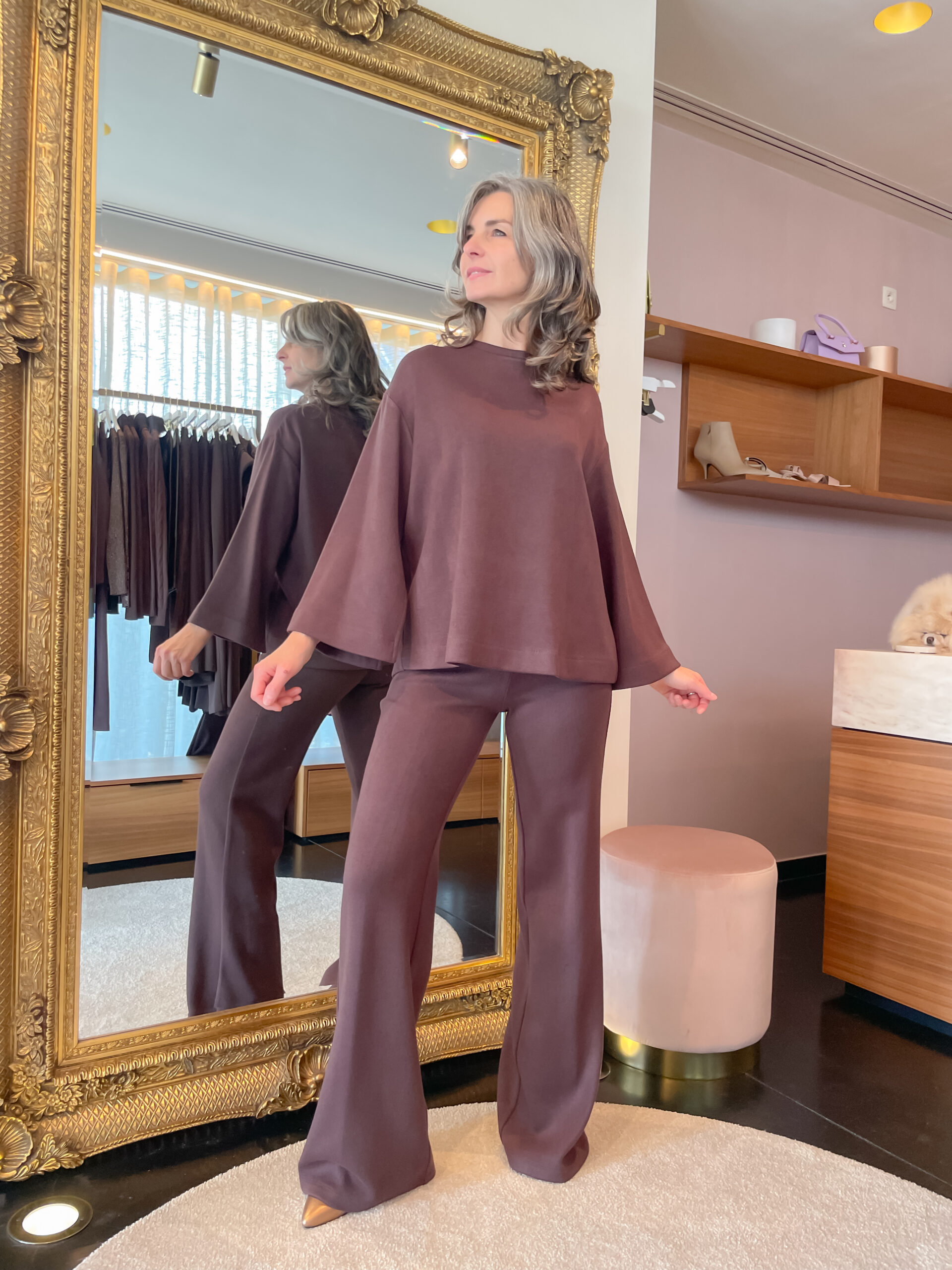 Blouse with wide sleeves coffee
